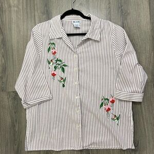 Women’s‎ Blair XL Button Down Embroidered Hummingbird and Flowers Striped Blouse